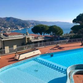Il Poggetto - Apartment Sea View in Residence with Pool，位于拉帕洛的酒店