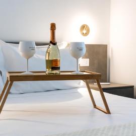 Nautilus B&B Experience，位于蒙泰迪普罗奇达的酒店