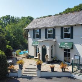 Fernhill Hotel，位于莱姆里吉斯的酒店