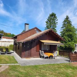 Ferienhaus Ziegler，位于Vöhl的酒店