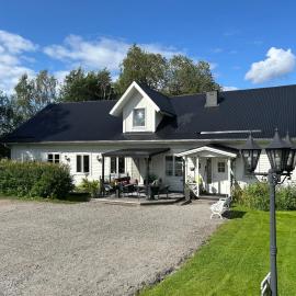Högsnäsgården，位于Överhörnäs的酒店