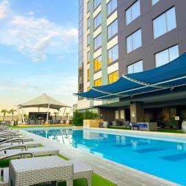 The Bellevue Manila，位于马尼拉的酒店