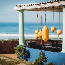 Silver Spray Beach Accommodation，位于维多利亚湾的酒店