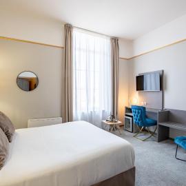 Best Western Hotel Saint Claude，位于佩罗讷的酒店