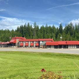 Wells Gray Inn，位于克利尔沃特的酒店