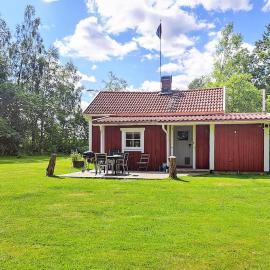 Pet Friendly Home In Malmbäck With Wifi，位于Malmbäck的酒店