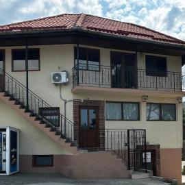 Casa Rizea，位于拉姆尼库沃尔恰的酒店