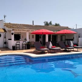 Casa de las Murallas, Bed&Breakfast，位于耶克拉的酒店