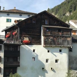 Historisches Teiler-Haus，位于施普吕根的酒店