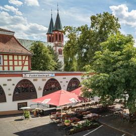 Hotel-Gasthof Sondergeld，位于霍夫比伯的酒店