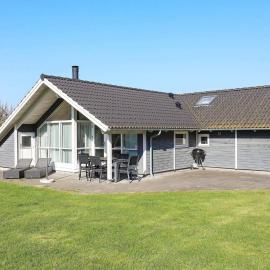 8 person holiday home in Humble-By Traum，位于哈姆堡的酒店