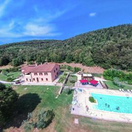Elegant apartment only 1 hour from Rome