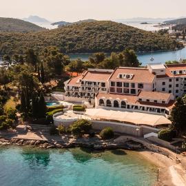 Aminess Liburna Hotel，位于科尔丘拉的酒店