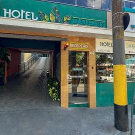 Hotel Vale das Artes，位于恩布的酒店