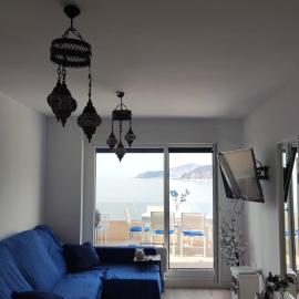 Sueños del Mediterraneo Estudio，位于Melicena的酒店