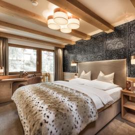 Hotel Post Sport- und Wellness，位于萨姆瑙恩的酒店
