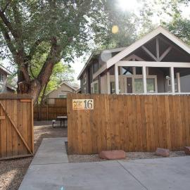 Moab Rim Cabin #16，位于摩押的酒店