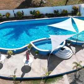 Bermuda Beach Aquatica，位于Daanbantayan的酒店