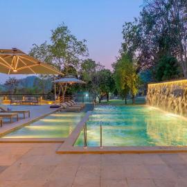 Paatlidun Safari Lodge, Jim Corbett，位于加尔加的酒店