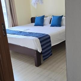 Kozi Kona Mlolongo near SGR and JKIA Airport,位于Marimbeti的酒店
