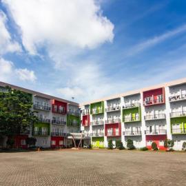 TOS Hotel & Convention Center Tangerang，位于Anggris的酒店