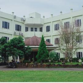Hotel Terang Bulan，位于Kajen的酒店