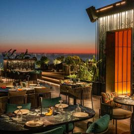 BURJ ON BAY Hotel，位于朱尼耶的酒店