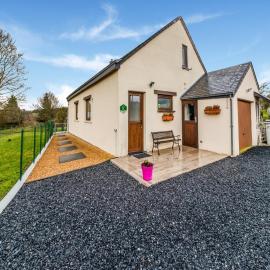 Modern Holiday Home in Lavacherie，位于Sainte-Ode的酒店