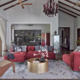 Lirio-2 BHK Lux Villa Saipem Candolim North Goa，位于尼禄的酒店