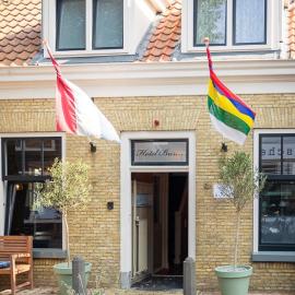 Hotel Buren，位于西泰尔斯海灵的酒店