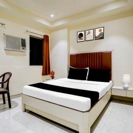 Collection O Ulhasnagar Railway Station Formerly Hotel Derby,位于卡延的酒店