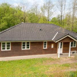8 person holiday home in Toftlund-By Traum，位于措夫特隆的酒店