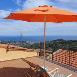 Casa vacanze Manenola，位于Lingueglietta的酒店