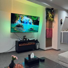 Ays-SPA, Whirlpool & Sauna，位于伊瑟隆的酒店
