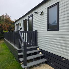 Hawthorn Lodge