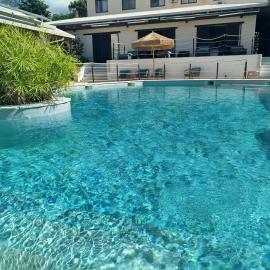 Hotel Hibiscus，位于科内的酒店
