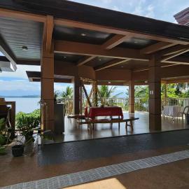 Eagles Nest Beach Resort Room 6，位于萨马尔的酒店
