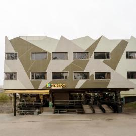 Treebo Ashirwad Regency, Near Bhopal Junction Railway Station，位于博帕尔的酒店