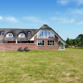 Beautiful Home In Blåvand With Sauna，位于布拉万德的酒店