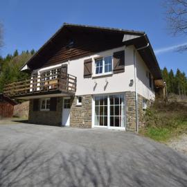 Malmedy Nature & Sauna Stay，位于Longfaye的酒店