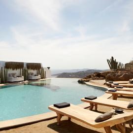 Myconian Panoptis Escape, a member of Small Luxury Hotels of the World，位于埃利亚海滩的酒店
