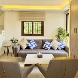 Capri - Duplex 3-BR in Faraya，位于佛雷亚的酒店