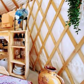 Dreaming SkyLake Yurt Waterfront，位于Red Bay的酒店