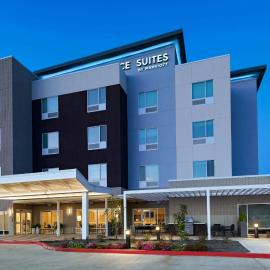 TownePlace Suites by Marriott Houston Tomball，位于汤博尔的酒店