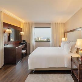 Dom Pedro Lisboa Hotel, a member of Radisson Individuals,位于里斯本的酒店