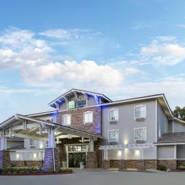 Holiday Inn Express Hotel & Suites San Dimas by IHG，位于圣迪马斯的酒店