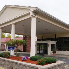 Rodeway Inn & Suites East Windsor，位于东温莎的酒店