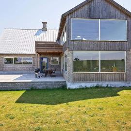 5 star holiday home in Svaneke，位于斯瓦讷克的酒店