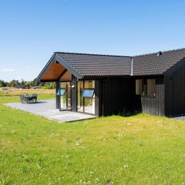 Lovely Home In Stege With Sauna，位于斯泰厄的酒店