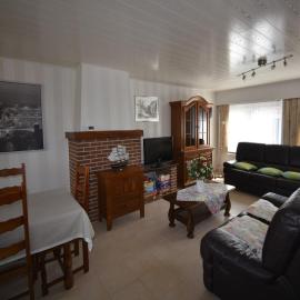 Elegant & Peaceful Holiday Retreat in Peer，位于佩尔的酒店